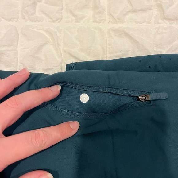 Lululemon leggings - Picture 5 of 5